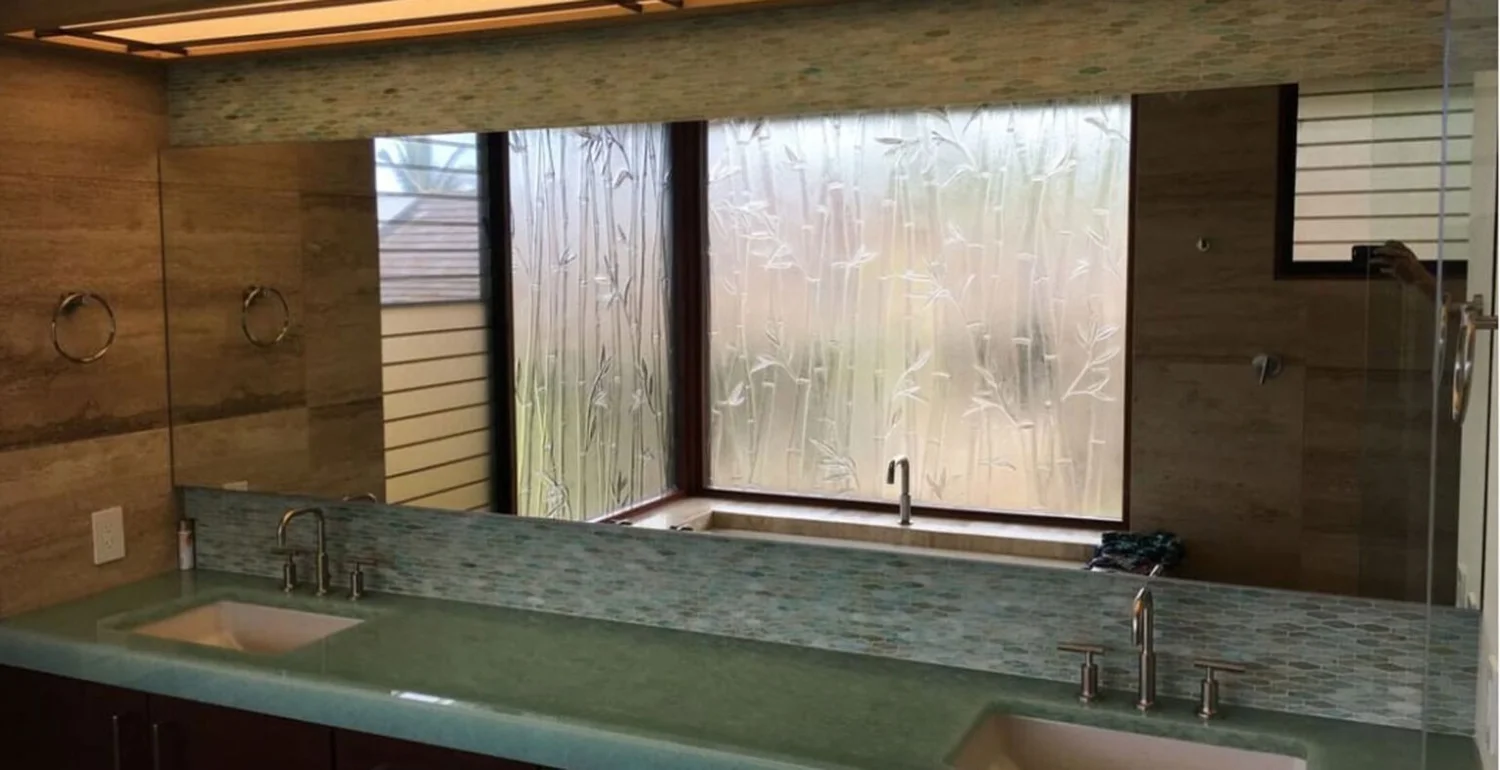 mirror-glass-slider-1-1536×788