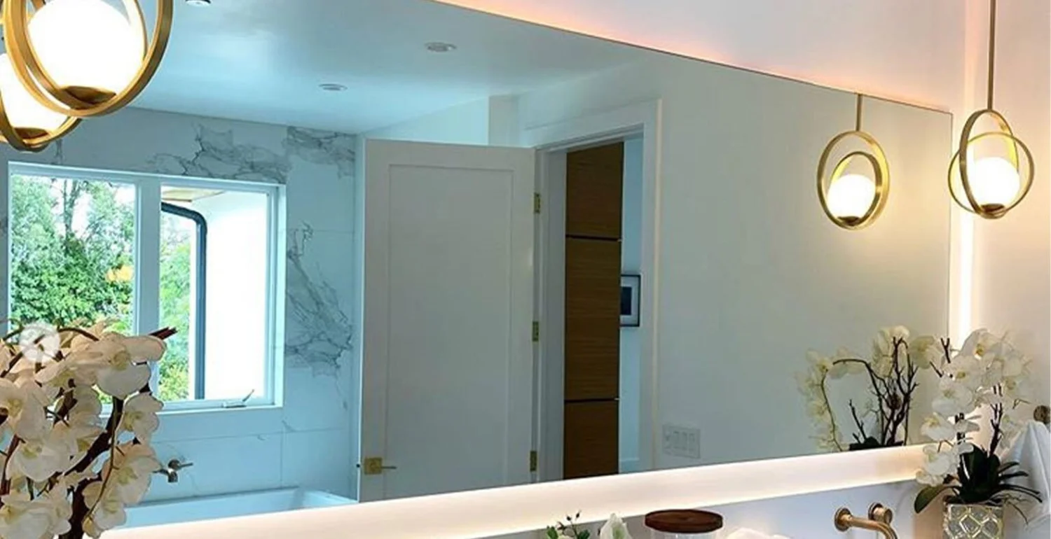 mirror-glass-slider-2-1536×788